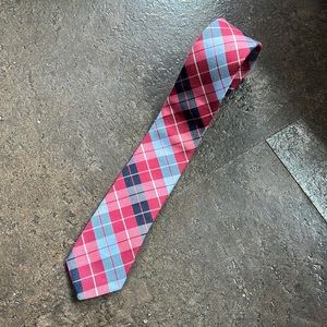 Penguin Plaid Tie